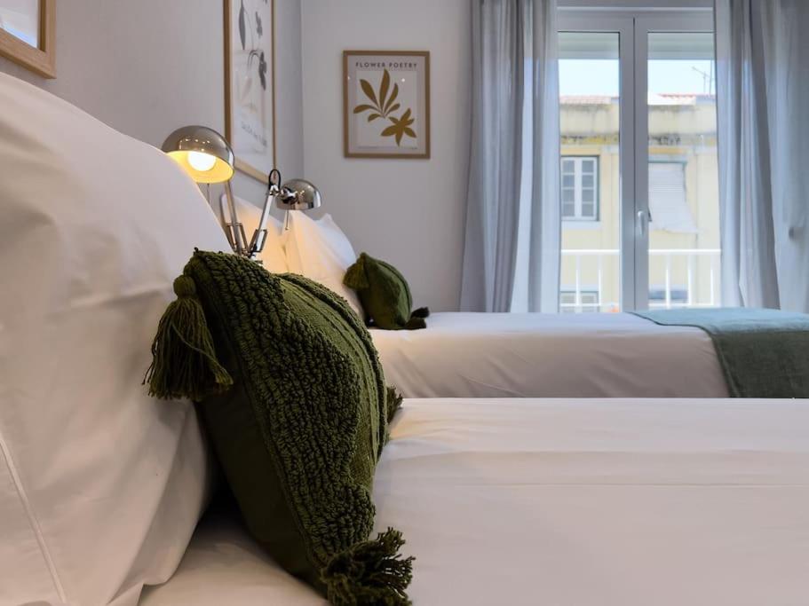 Olaias 2 Bed Near Metro 2 Apartment Lisbon