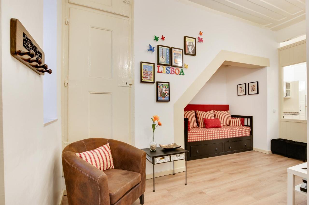 Charming New In The Heart Of Apartment Lisbon