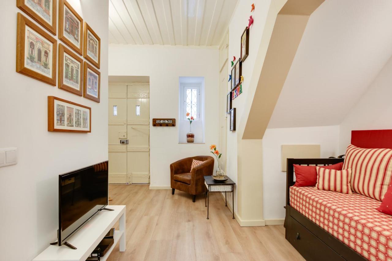 Charming New In The Heart Of Apartment Lisbon