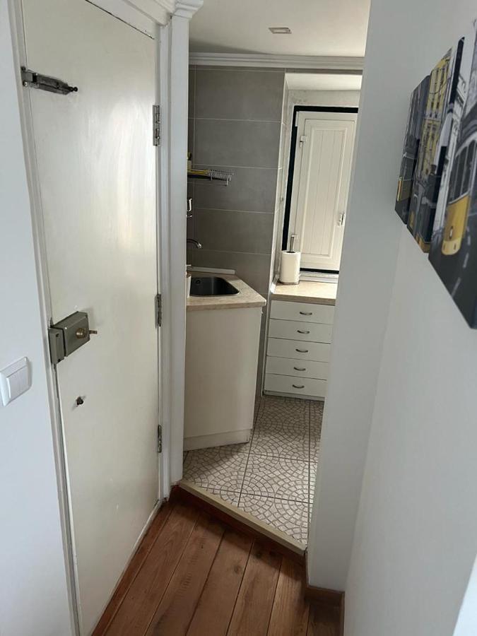 Alfama Authentic Apartment