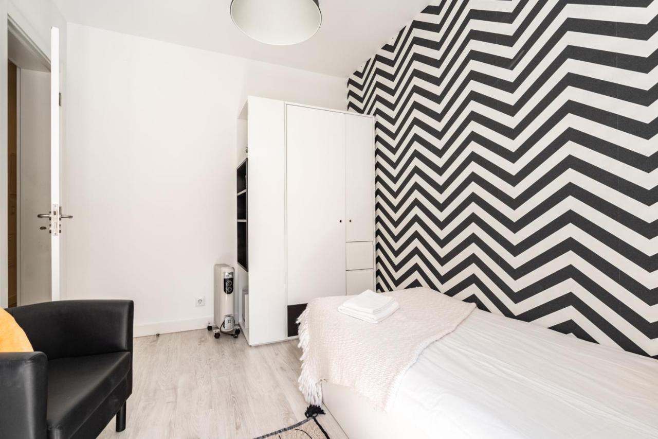 Apartment Akicity Campolide Groovy Lisbon