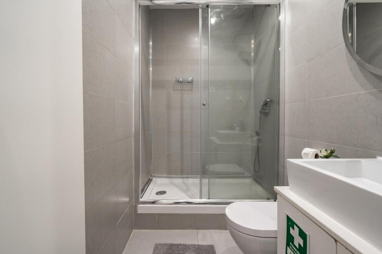 Apartment Akicity Campolide Groovy Lisbon