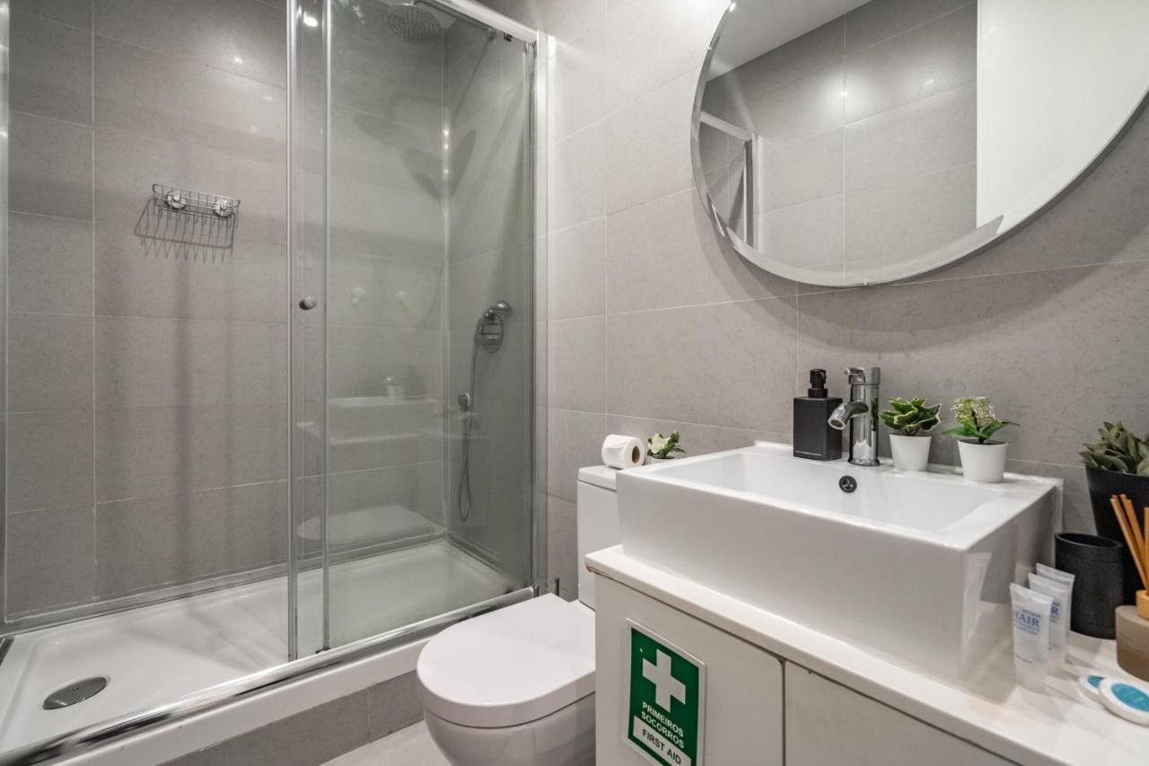 Apartment Akicity Campolide Groovy Lisbon