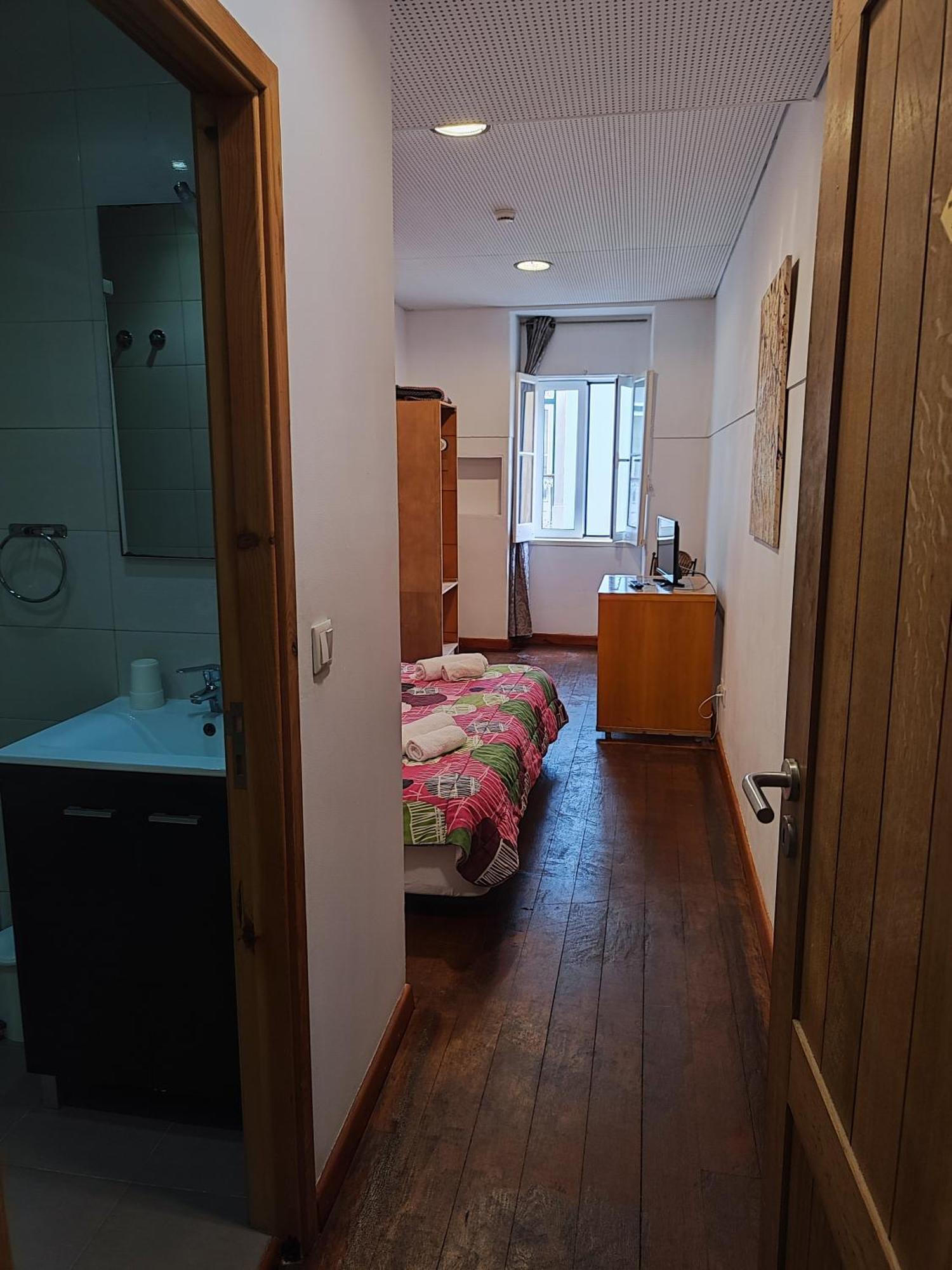 Guest House Rooms In Bairro Alto 2*