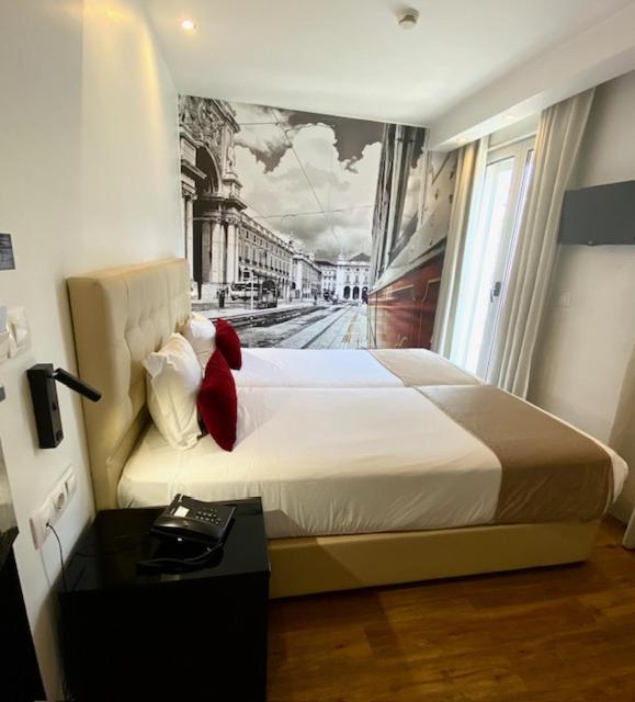 & By 3* Lisbon