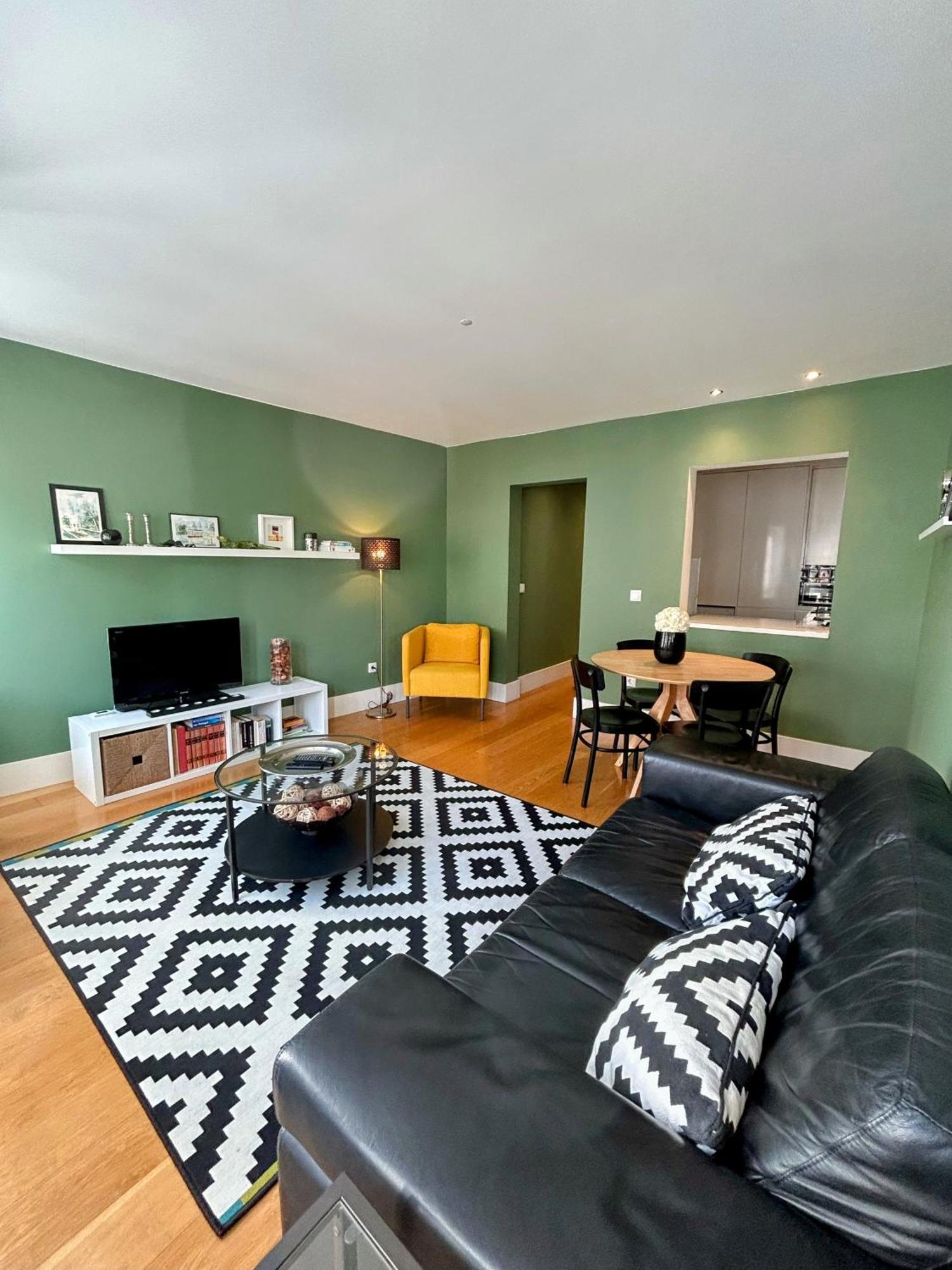 Design Flat In Principe Real * Lisbon