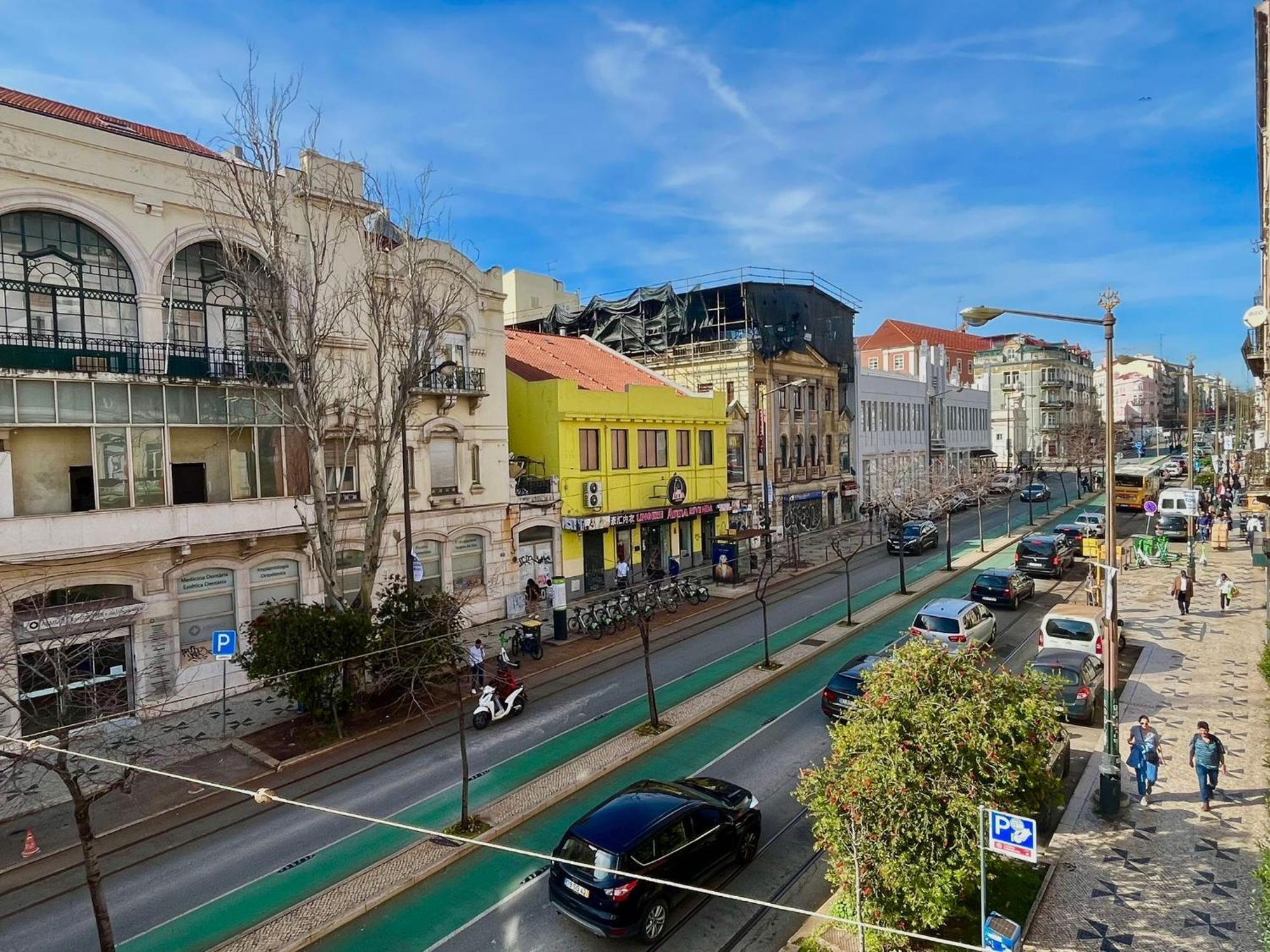 Apartment 2 Bedroom, 2 Bathroom - Palma Lisbon