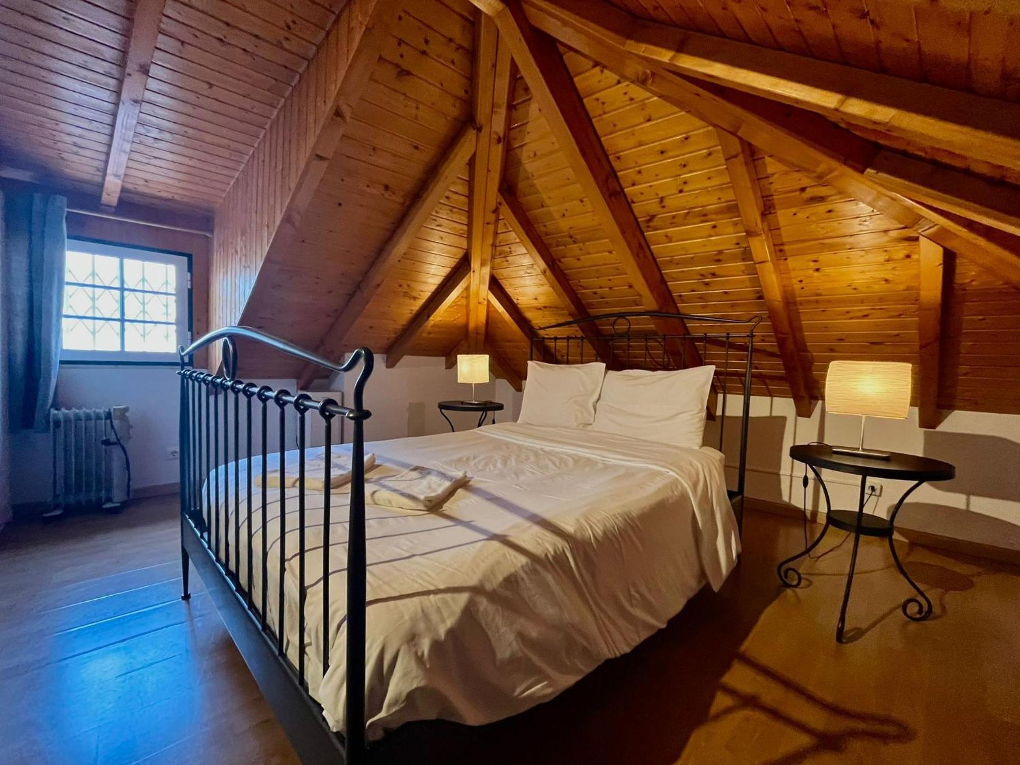 2 Bedroom, 2 Bathroom - Travessa Da Madalena Apartment