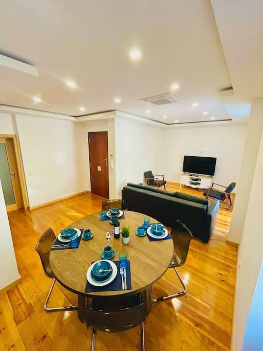Apartment 67 Amazing Family Flat In Great Location Center