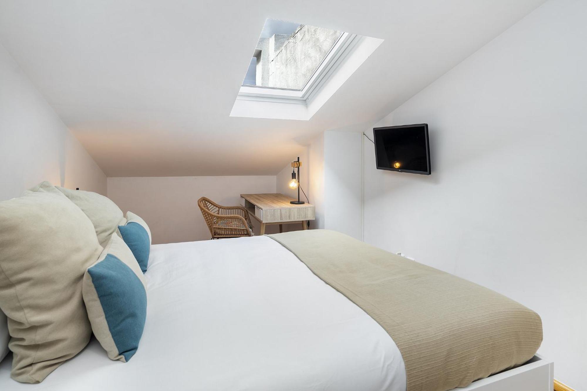 Whome Urban Tech Retreat, Modern Hubs For Remote Living Lisbon