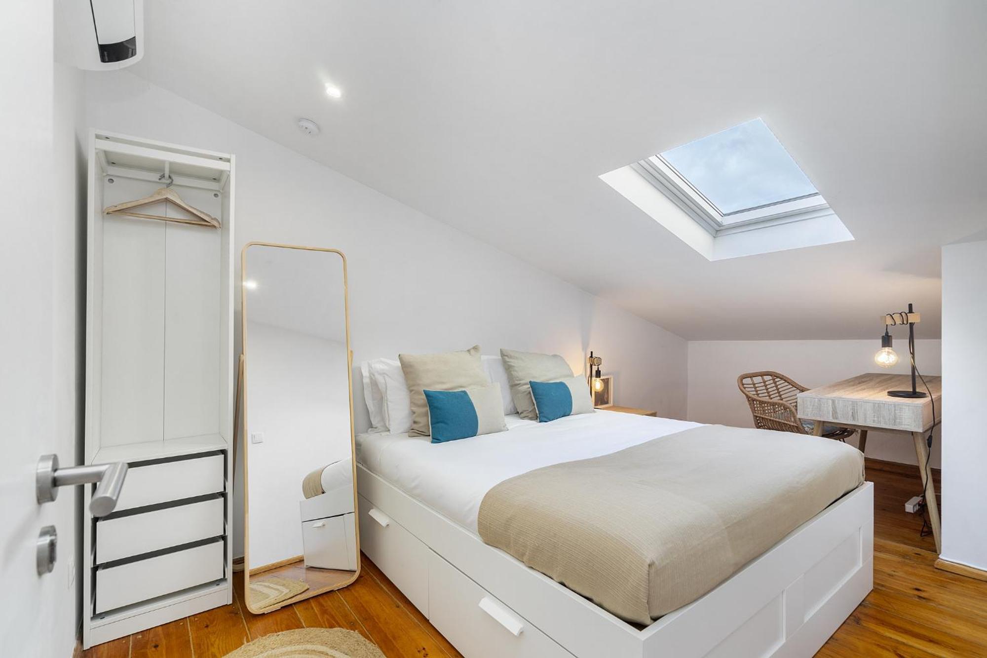 Whome Urban Tech Retreat, Modern Hubs For Remote Living Guest house *