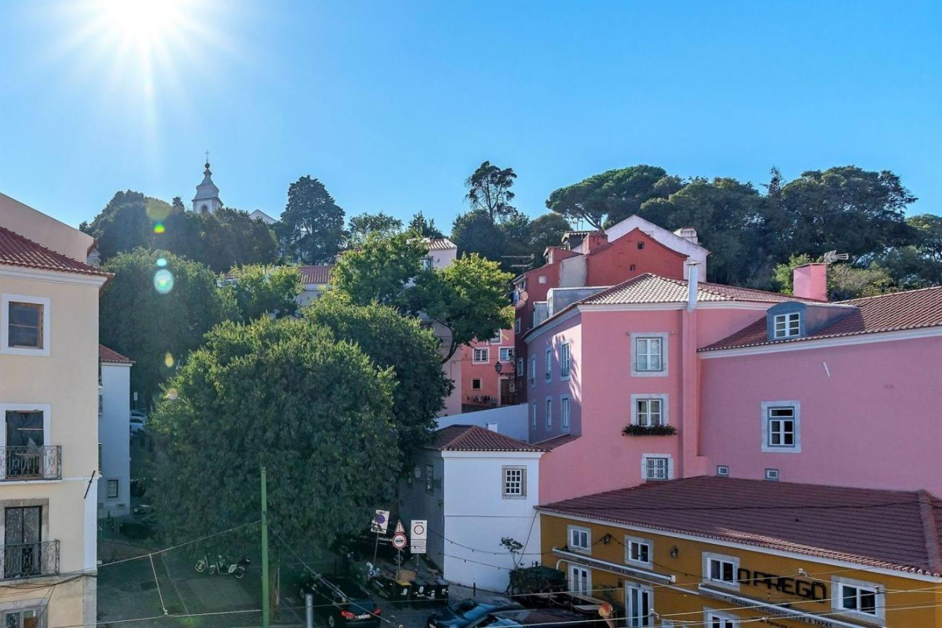 Be Local - Historic House Of Santo Andre In Alfama - Apartment Lisbon
