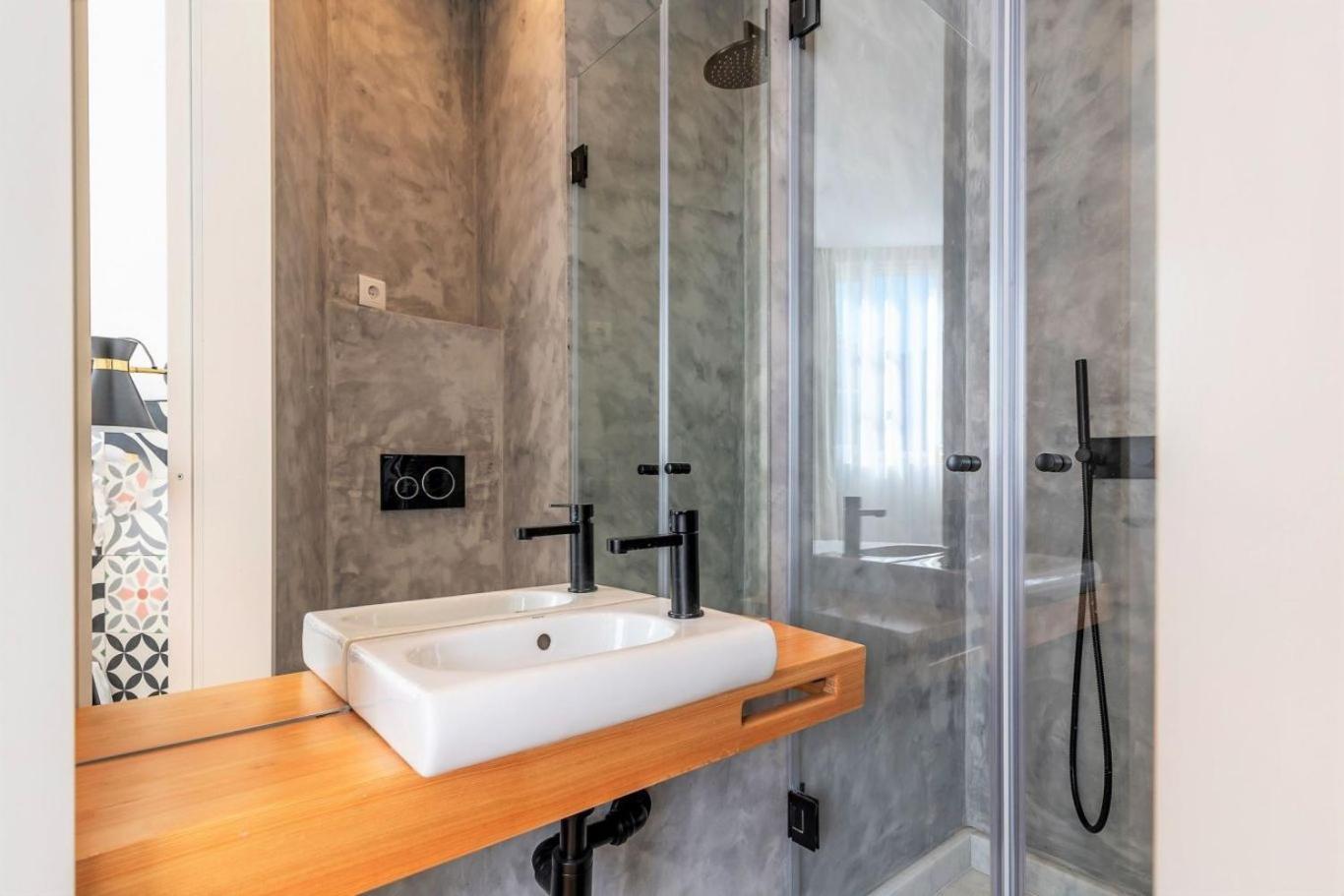 Be Local - Historic House Of Santo Andre In Alfama - Apartment