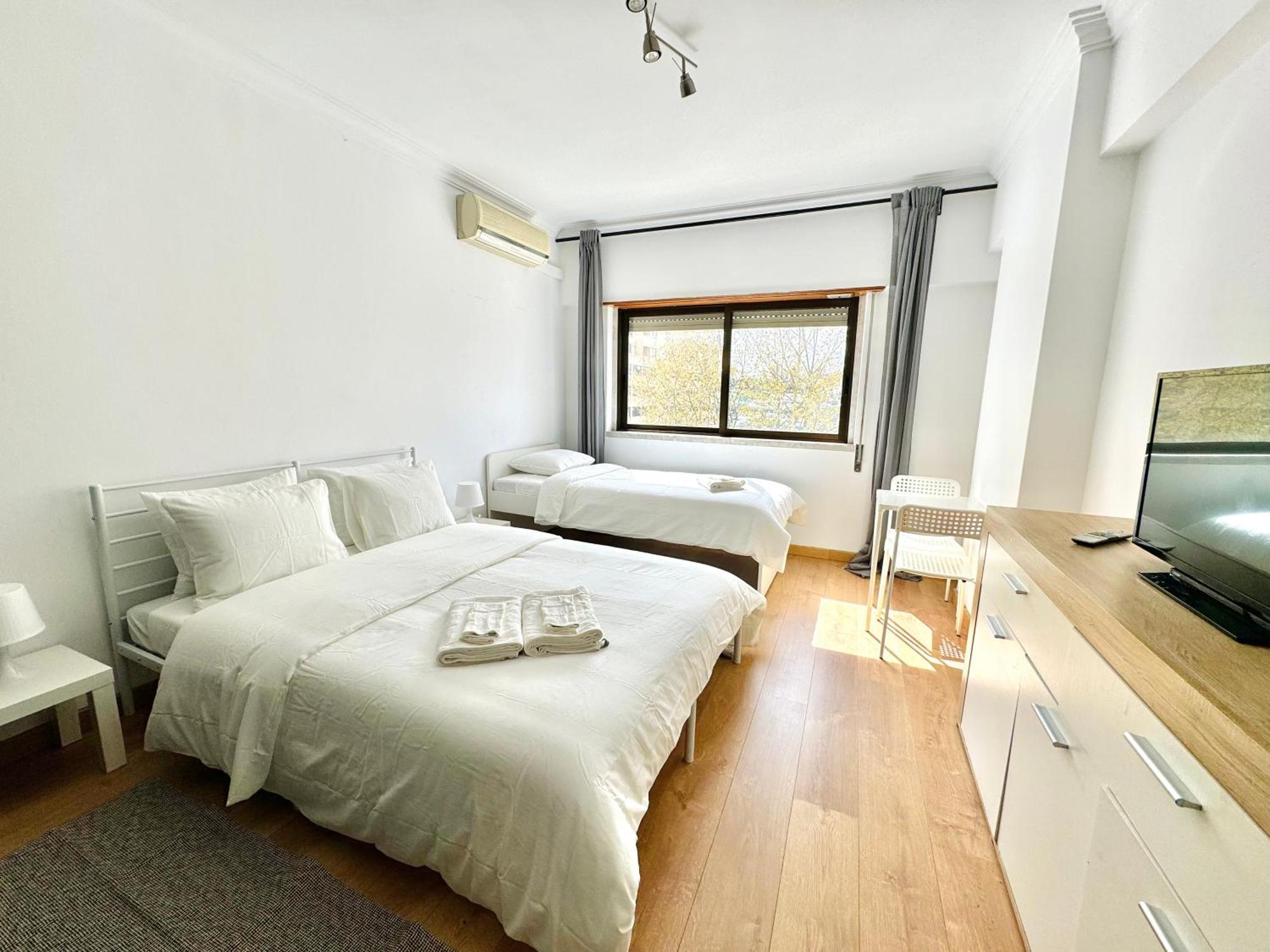 Guest house Parque Nacoes Paradise