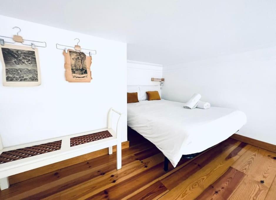 Lovely Mezzanino Close To Lx Factory * Lisbon