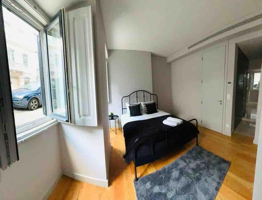 Marques De Pombal Flat A Great Locations Center *