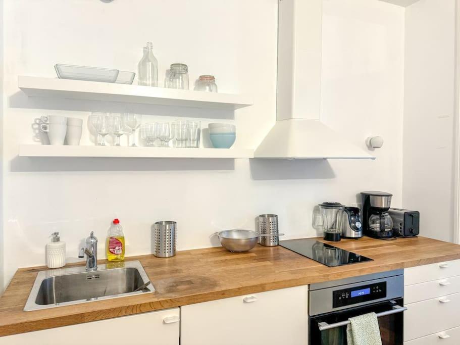 Mouros Apartment