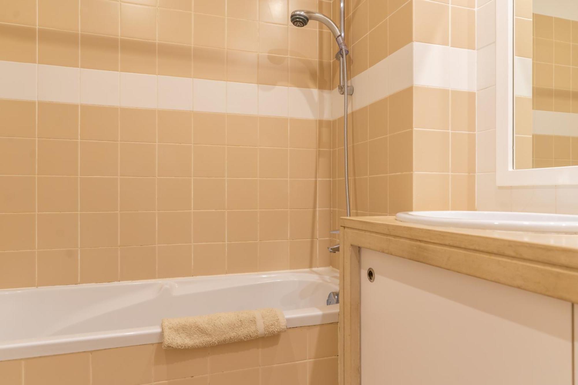 Apartment T3 Com Piscina Tenis Ginasio E Parq Infant