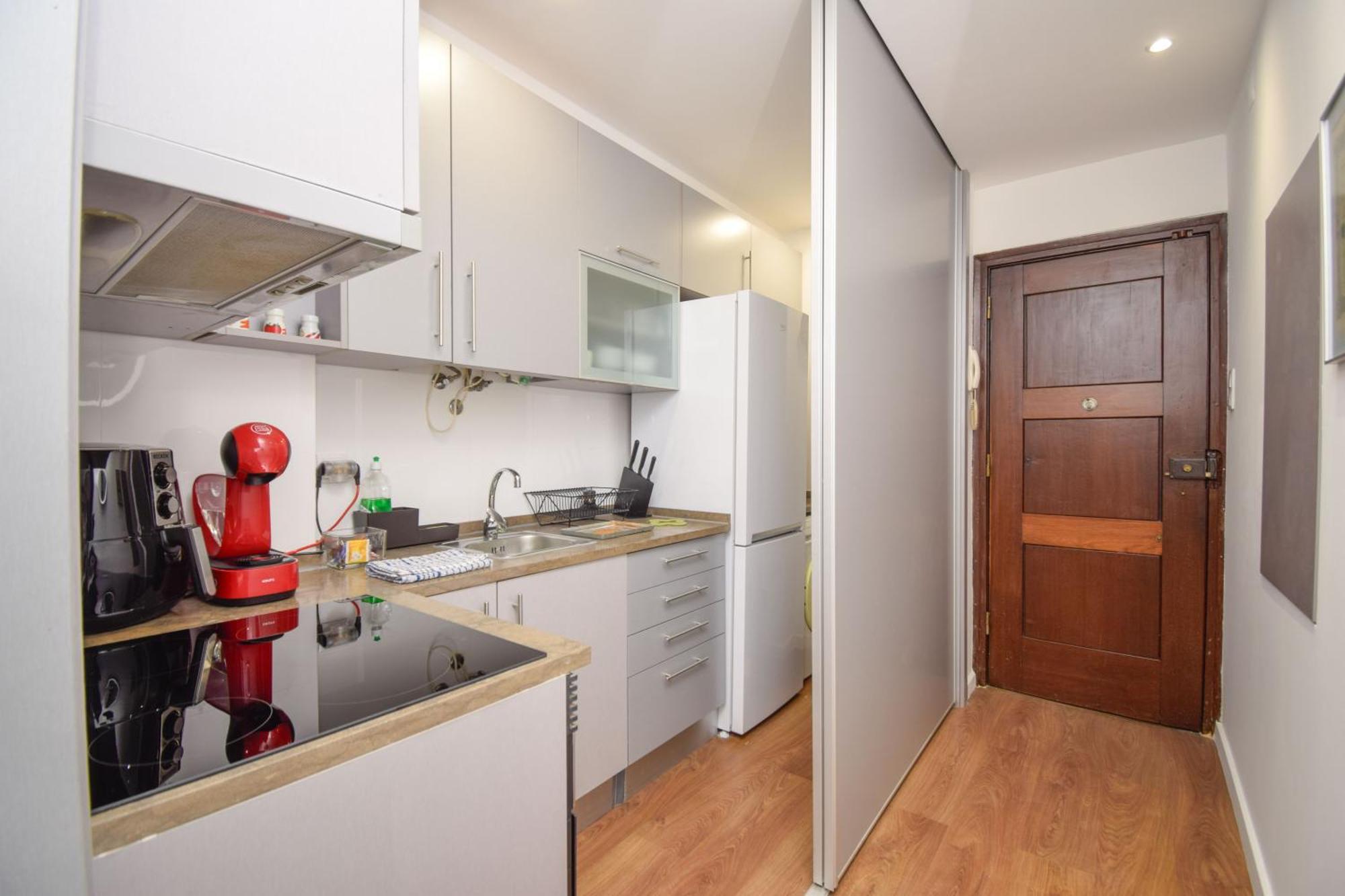 Apartment Charming Near Metro