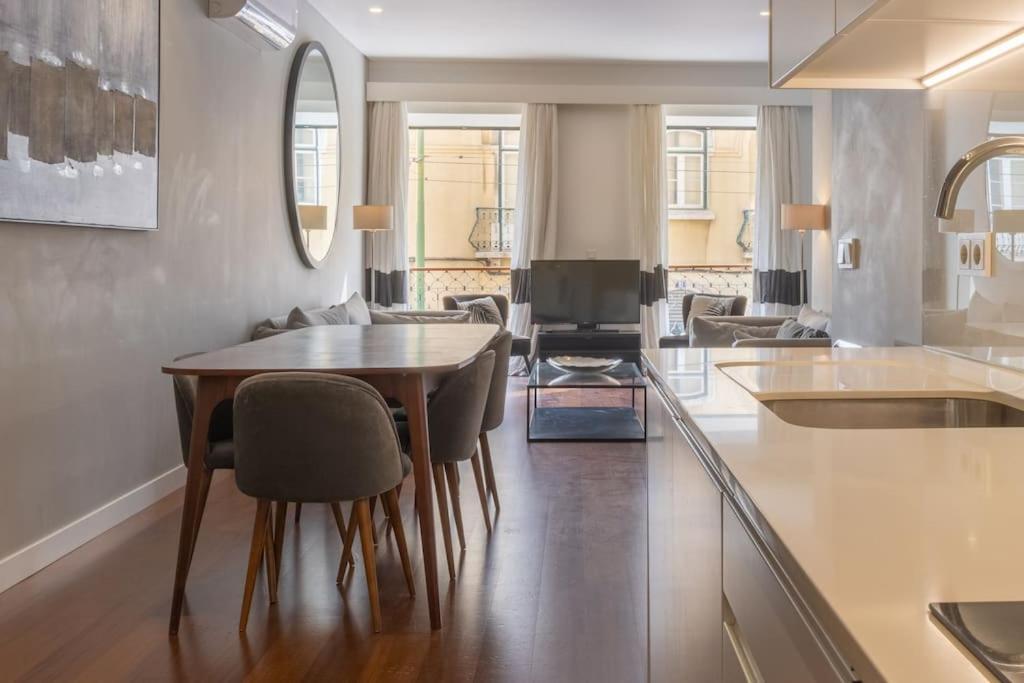 Self Check-in, 3br, Ac/heating & Breakfast Terrace Lisbon