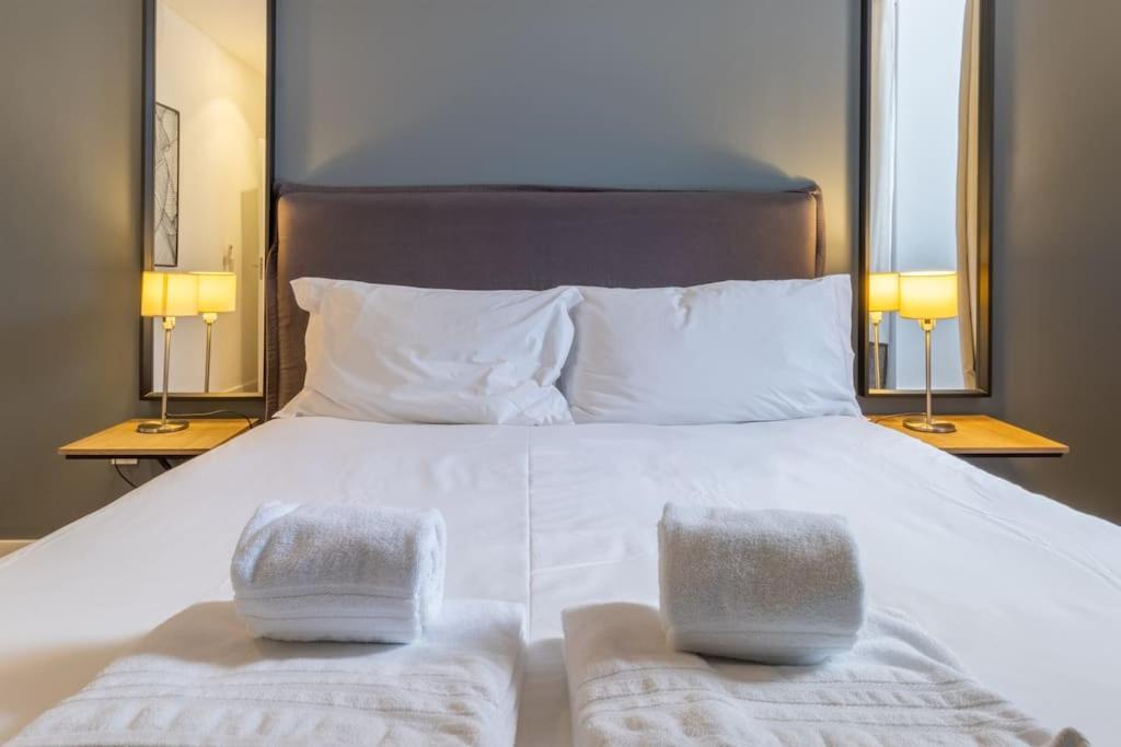 Apartment Self Check-in, 3br, Ac/heating & Breakfast Terrace