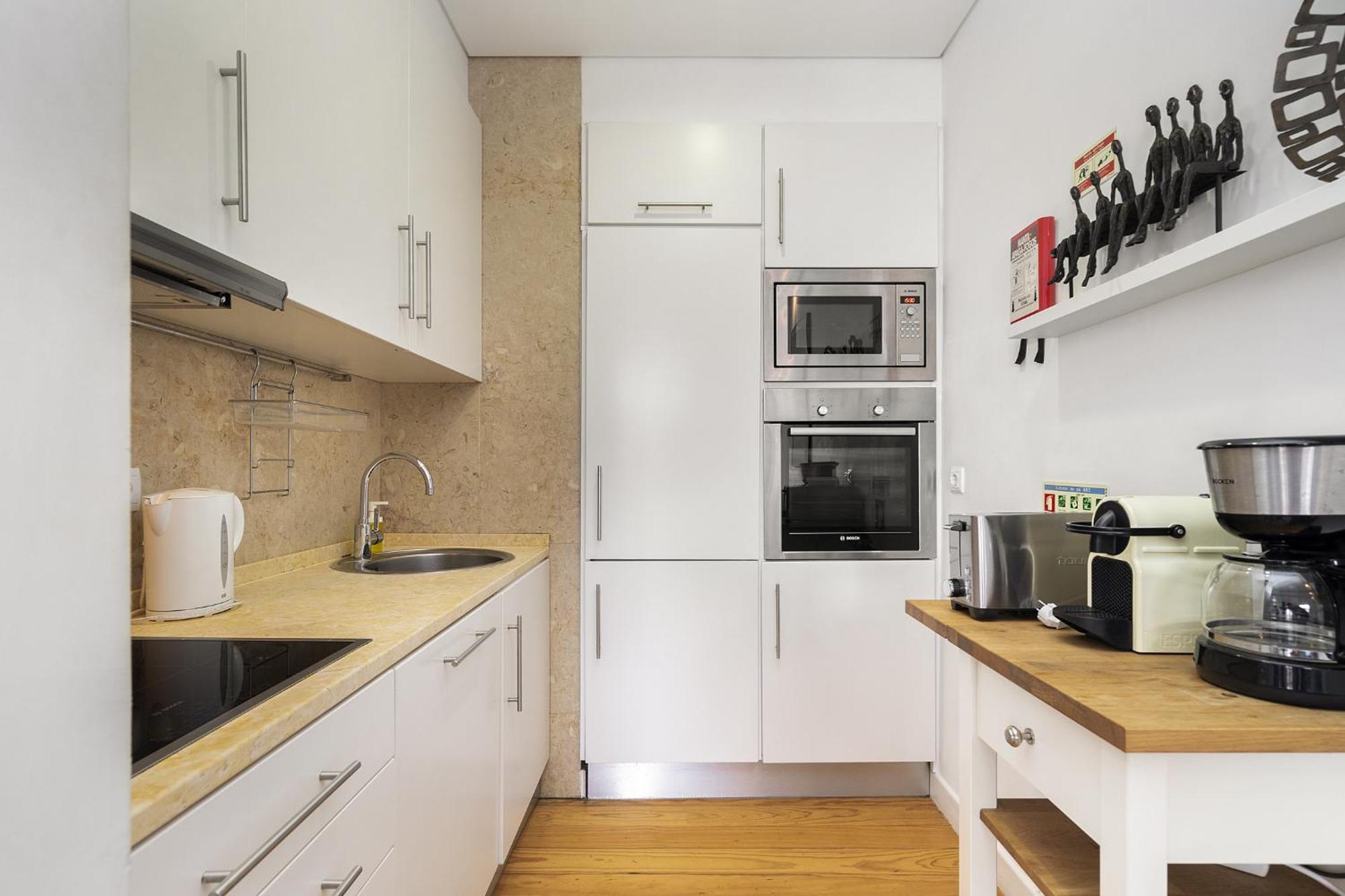 Whome Boho-chic Santos Apartment: Industriais 7 Lisbon