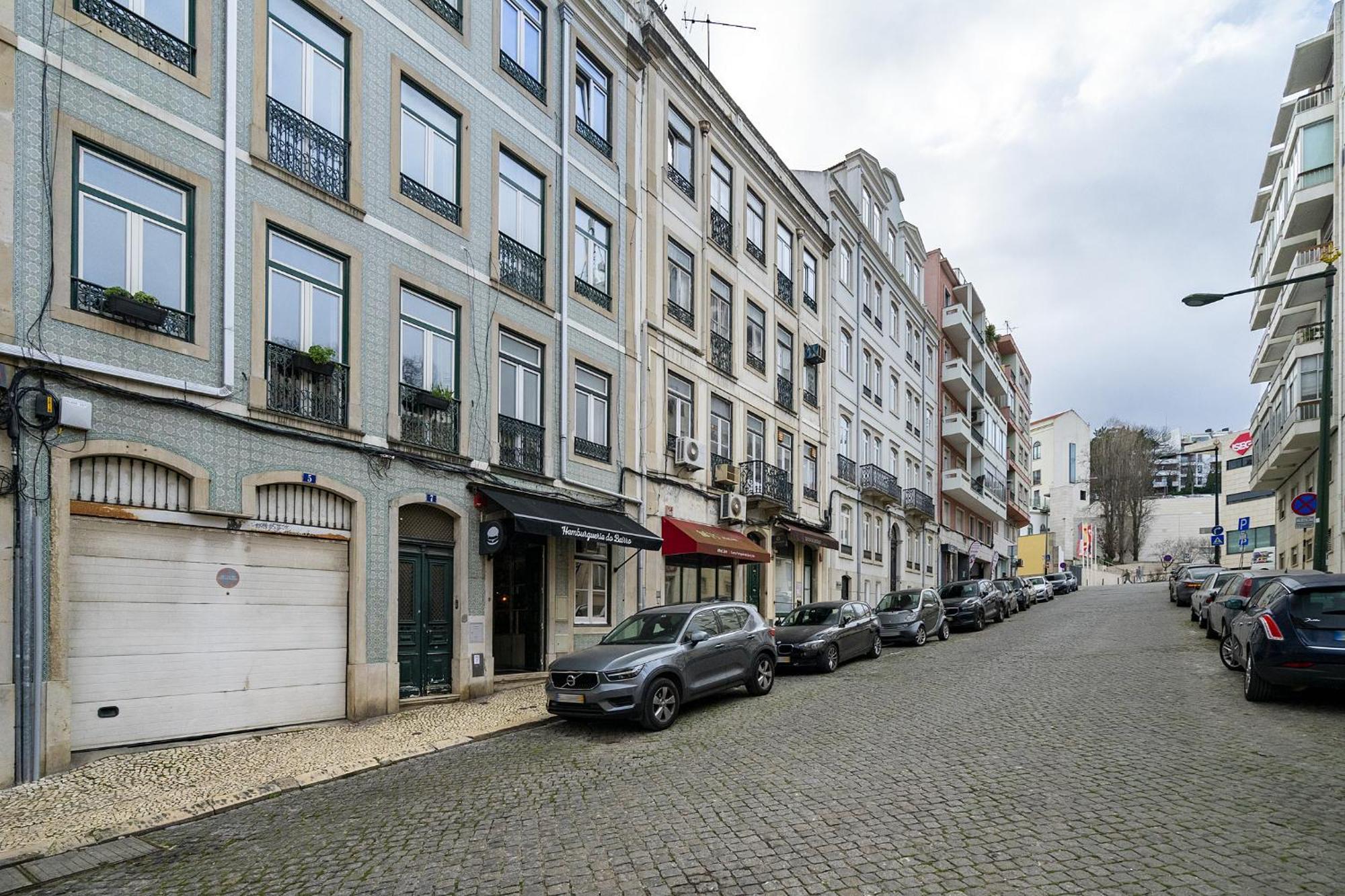 Whome Boho-chic Santos Apartment: Industriais 7 Apartment