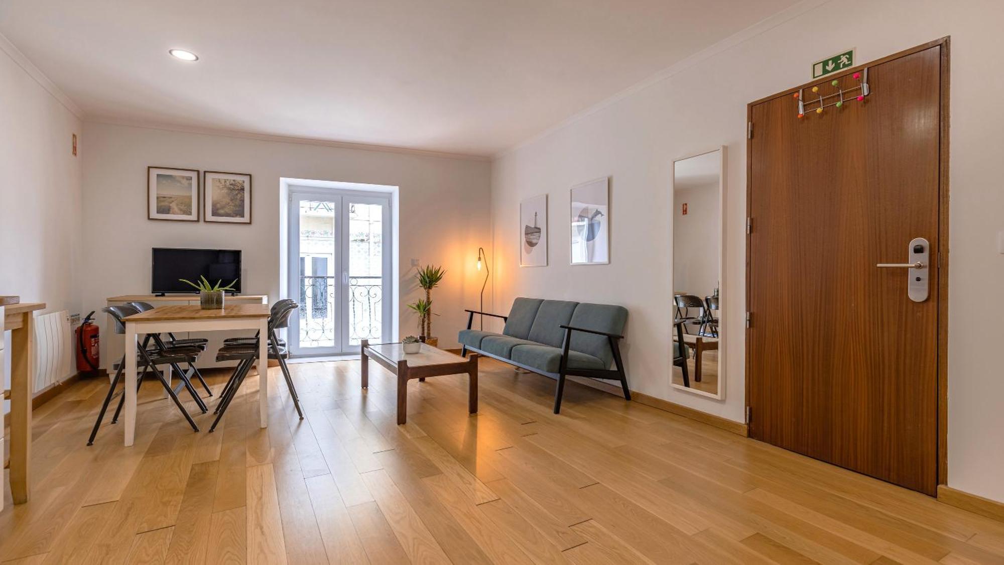 Apartment Cute In City Center By Lovelystay