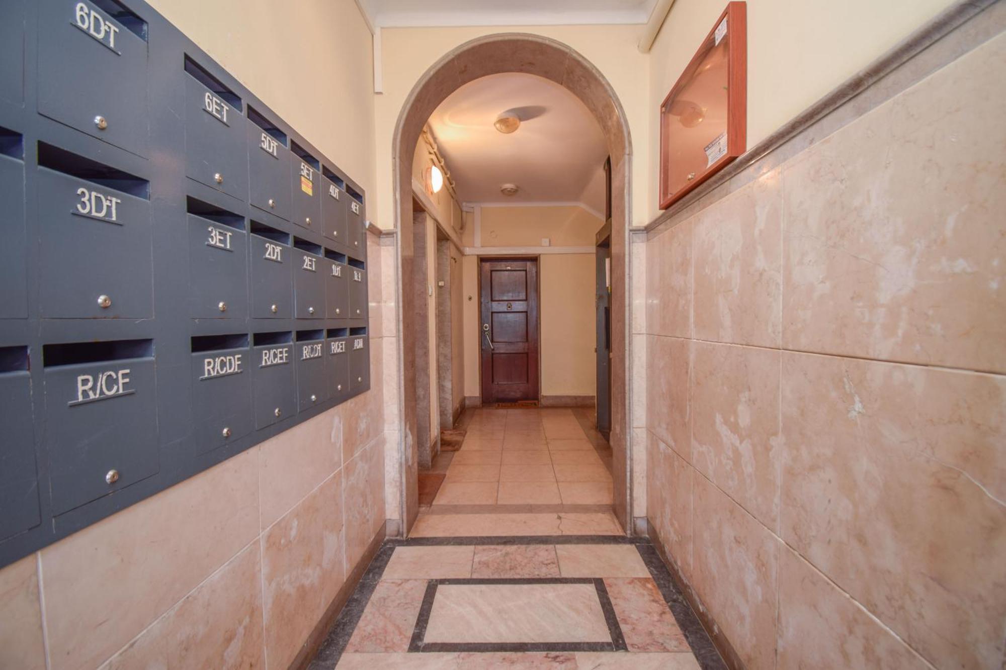 Charming Near Metro Apartment *
