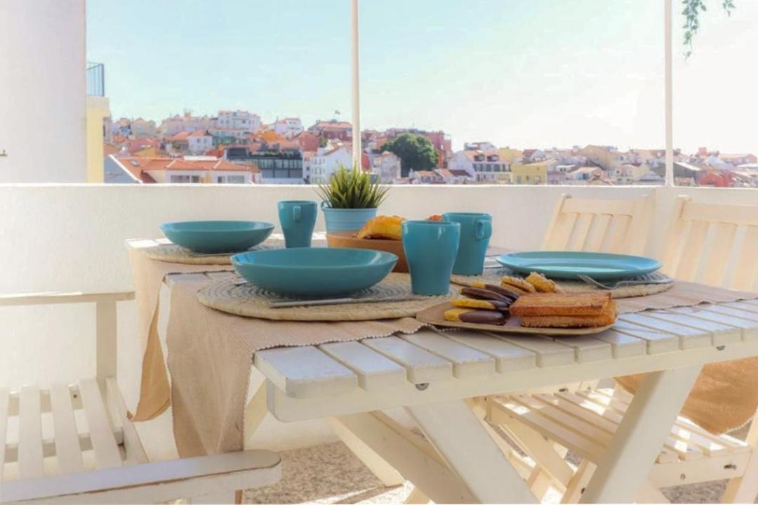 Terrace River Center Apartment *