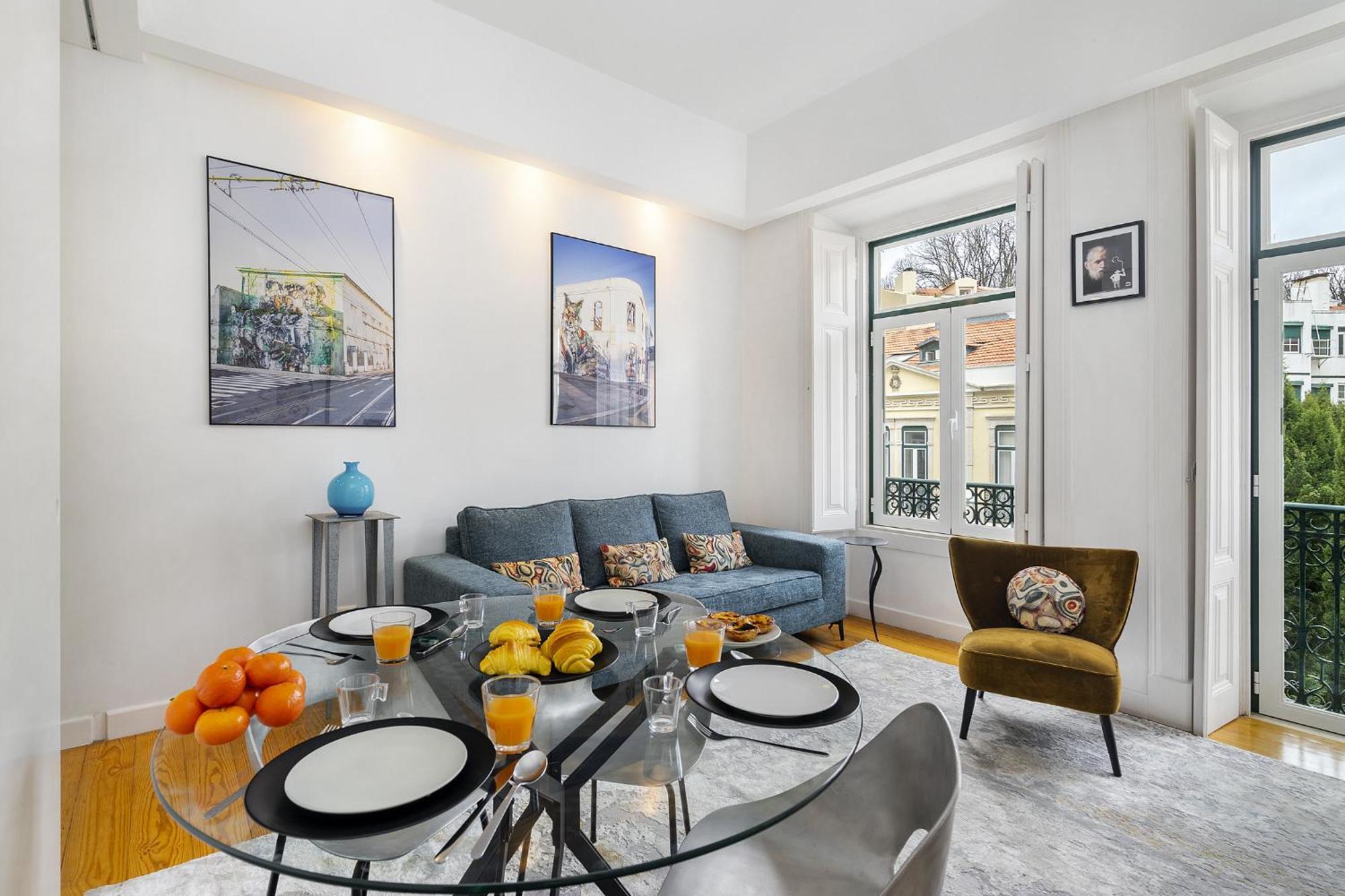 Whome Boho-chic Santos Apartment: Industriais 7 Lisbon