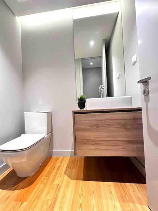 Marques De Pombal Flat A Great Locations Center * Lisbon