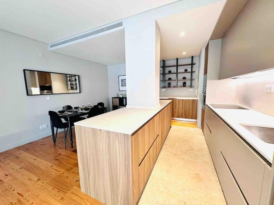 Marques De Pombal Flat A Great Locations Center Apartment *