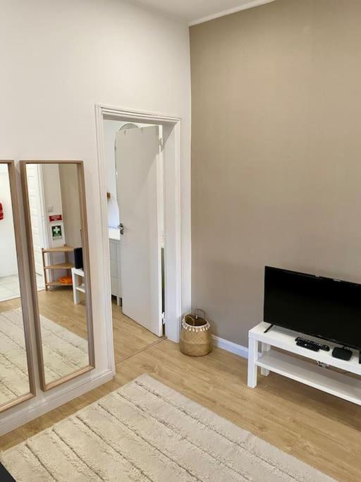 Apartamento Familiar Em Belem