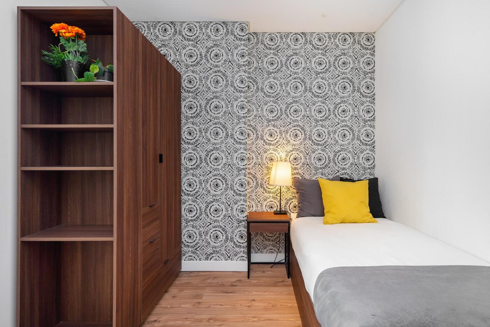 Whome Oasis Extravaganza: Lisbon's Supreme Retreat Lisboa