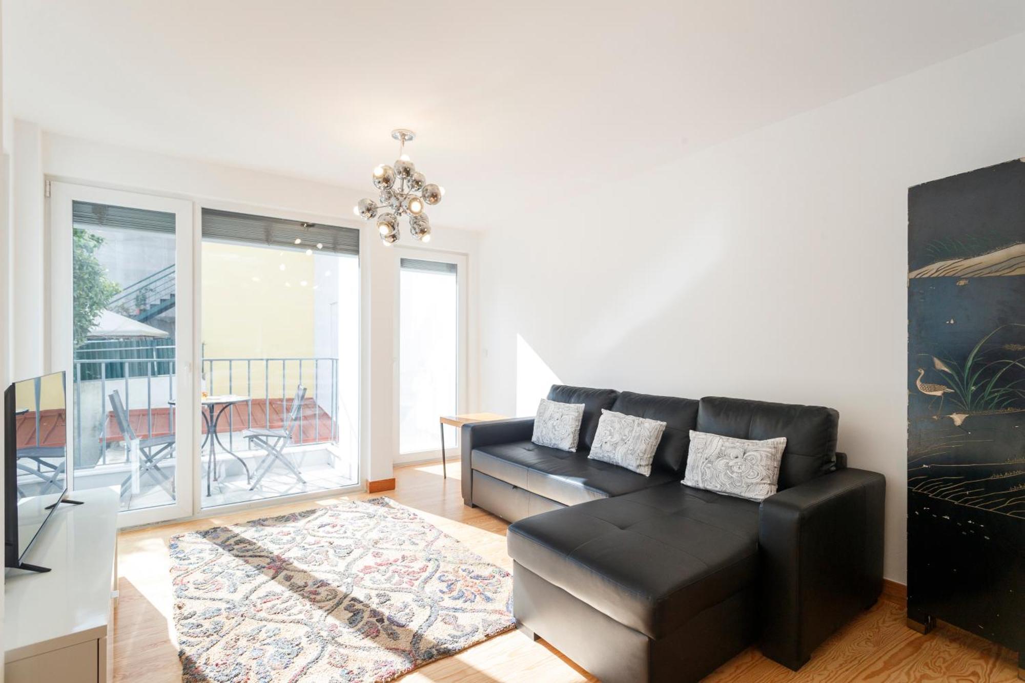 Apartment Barbadinhos In Historic Neighborhood Lisbon