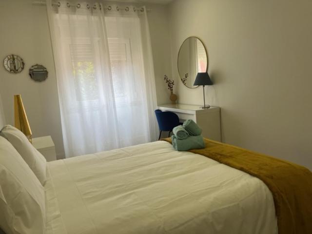 Fantastic 1 Bedroom At Roma Avenue - 1b Apartment *