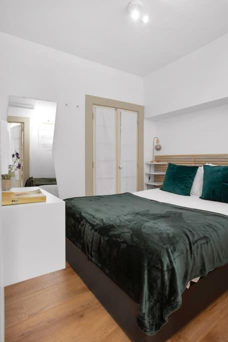 Cozy In Heart Of With Ac! Lisbon