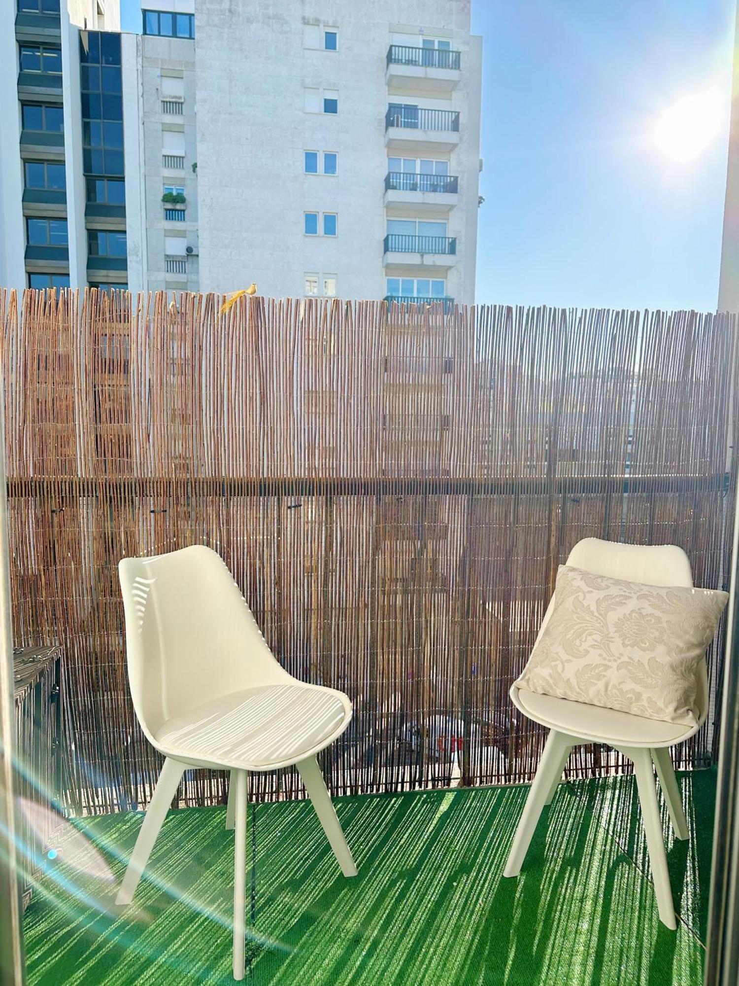 Homestay Soar I Urban Nest - Near Airport & Park Lisbon