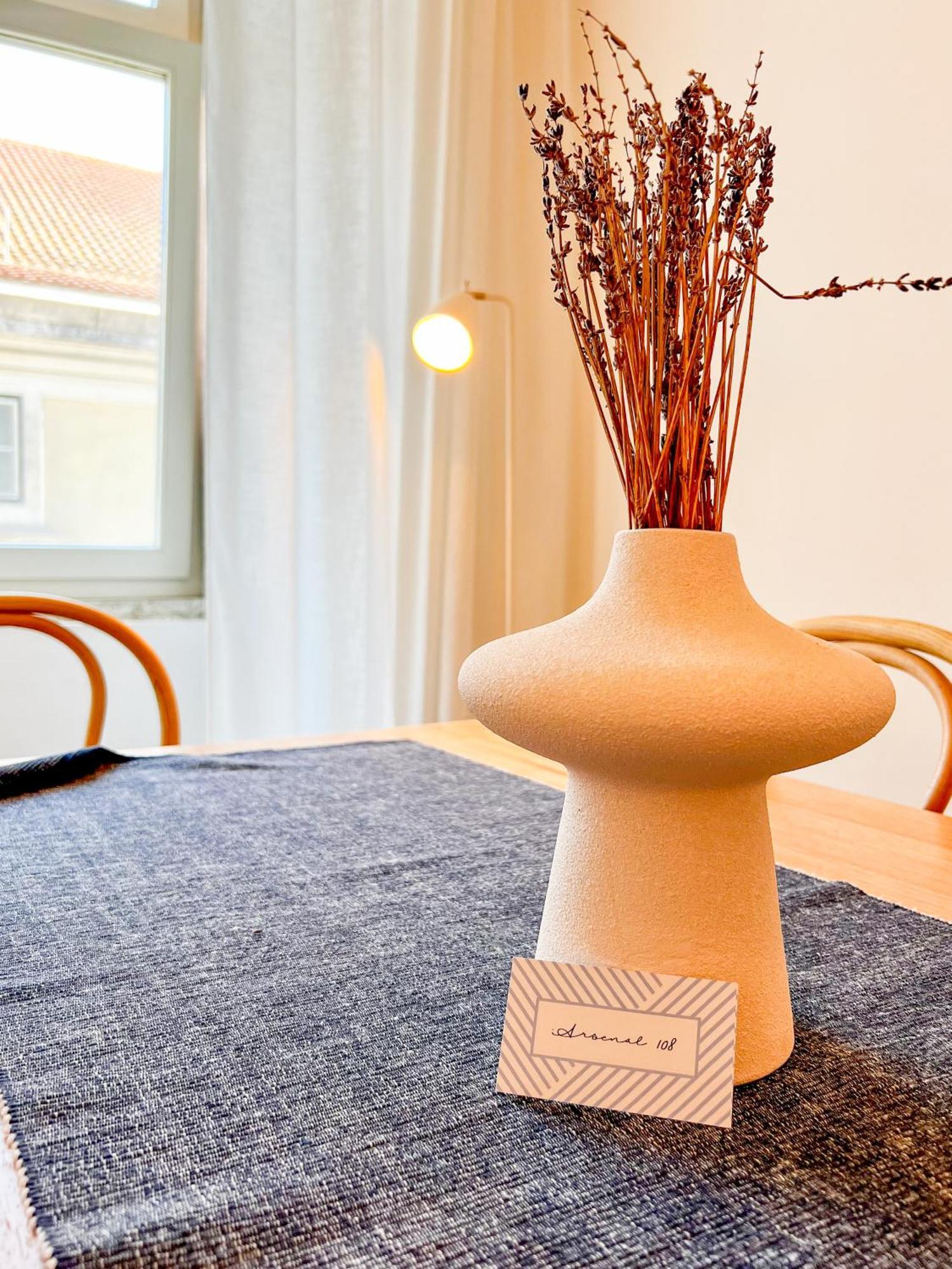 Apartamento Arsenal 108, Design - New Light Downtown Chiado And River Lisboa