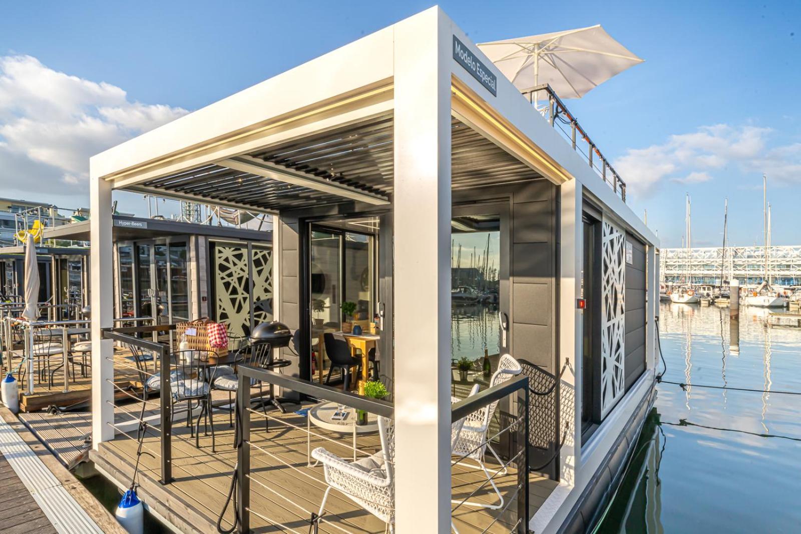 The Homeboat Company Parque Nacoes-lisboa Botel