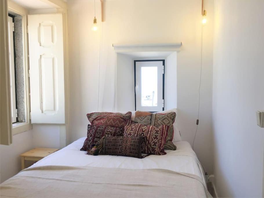 Bh4d With View Heart Of Bairro Alto * Bright 4d * 3+1 Br * Lisbon
