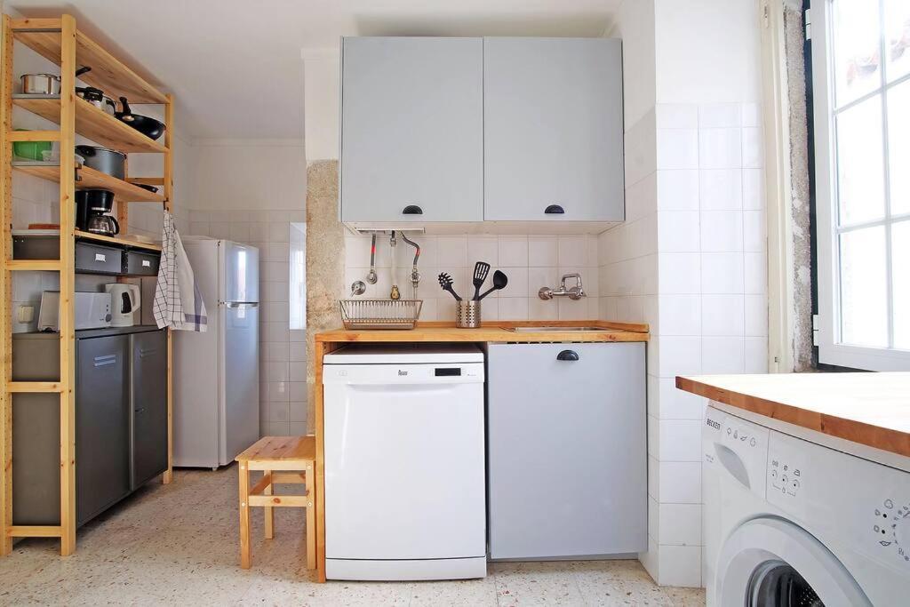 Bh4d With View Heart Of Bairro Alto * Bright 4d * 3+1 Br Apartment