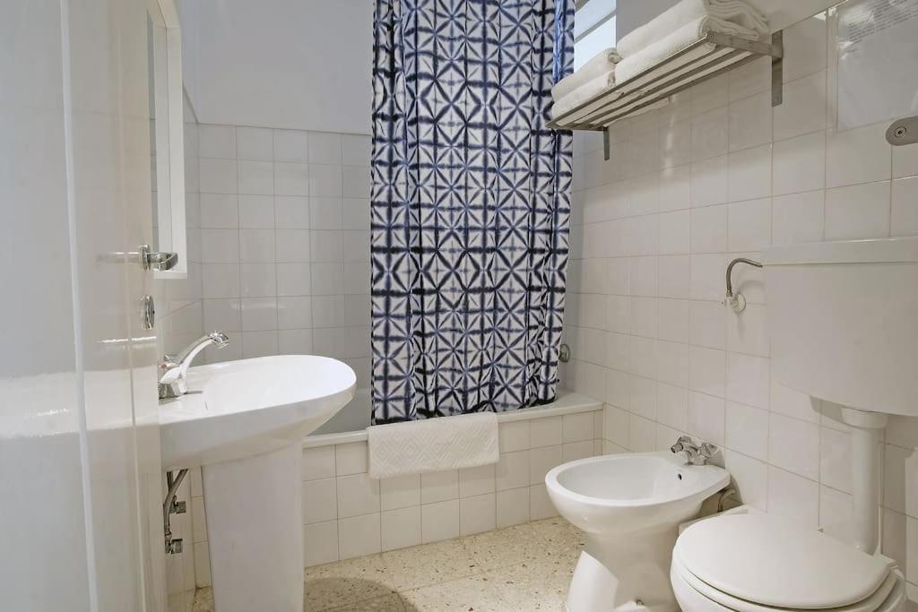 Apartment Bh4d With View Heart Of Bairro Alto * Bright 4d * 3+1 Br