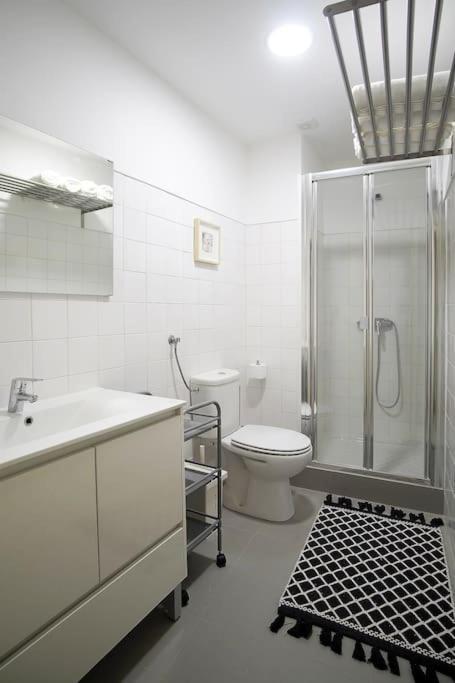 Bh2 Charm In Bohemian Bairro Alto * 4bdr * Old Style Apartment