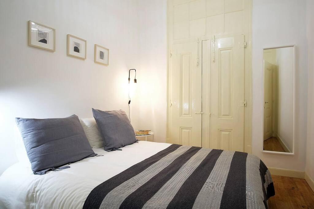 Bh2 Charm In Bohemian Bairro Alto * 4bdr * Old Style Apartment