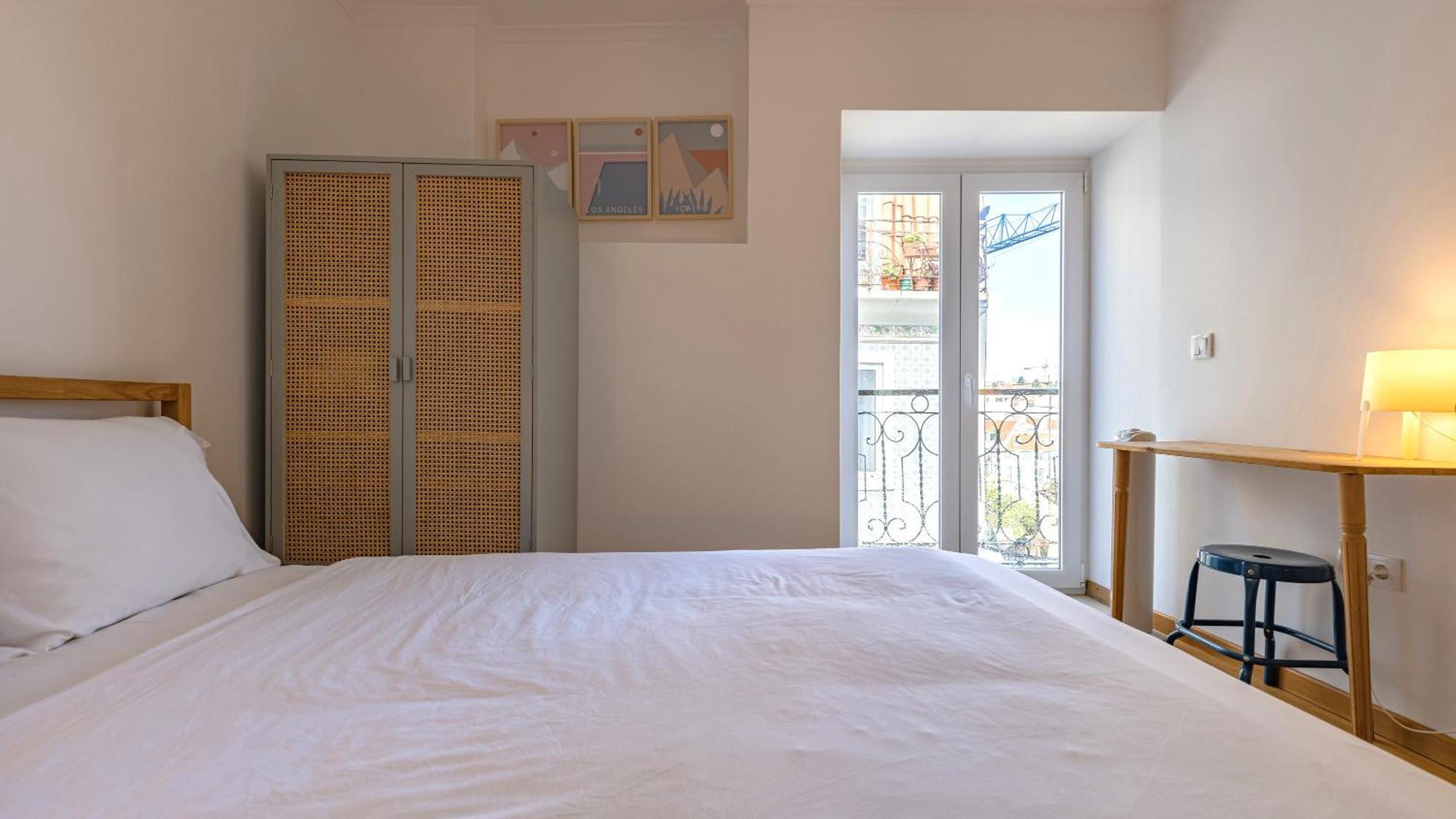 Cute In City Center By Lovelystay Apartment