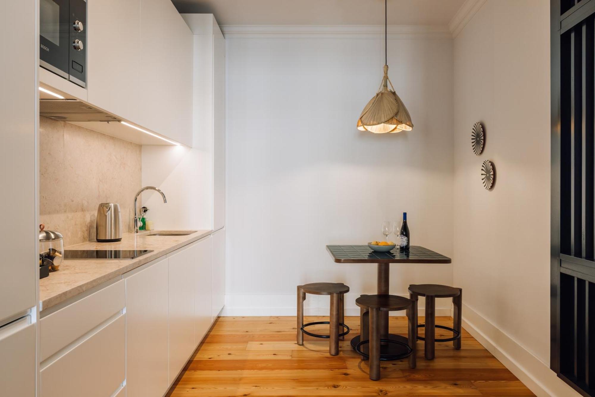 Ando Living - Madalena House Apartment