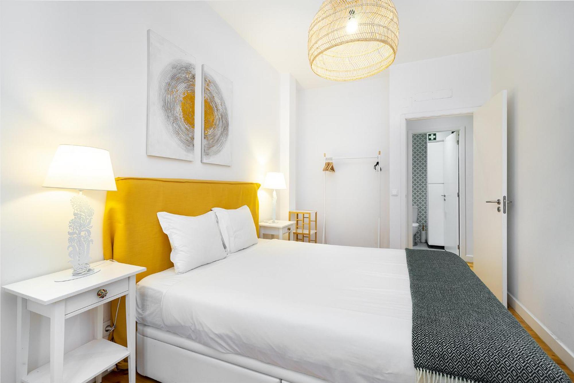 Apartment Whome Dreamy Living Your Chic Graca Retreat