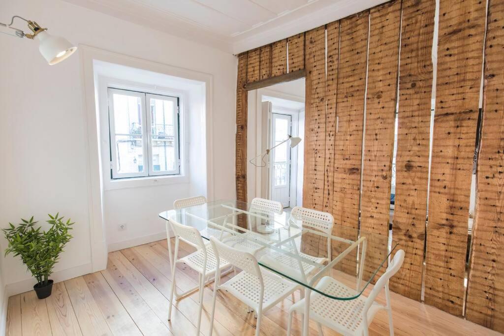 Historical Santos I Apartment